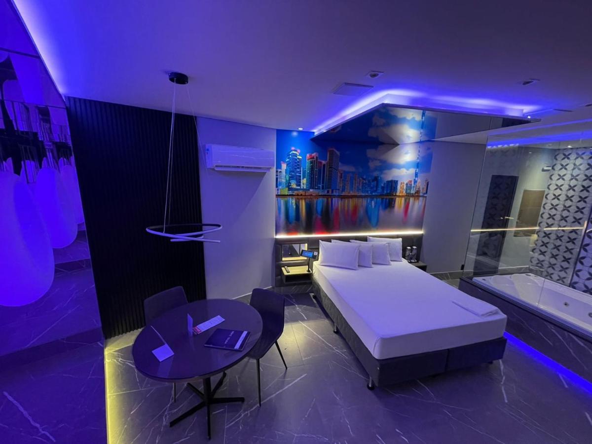 Motel Dubai Bh (Adults Only) ベロ・オリゾンテ エクステリア 写真