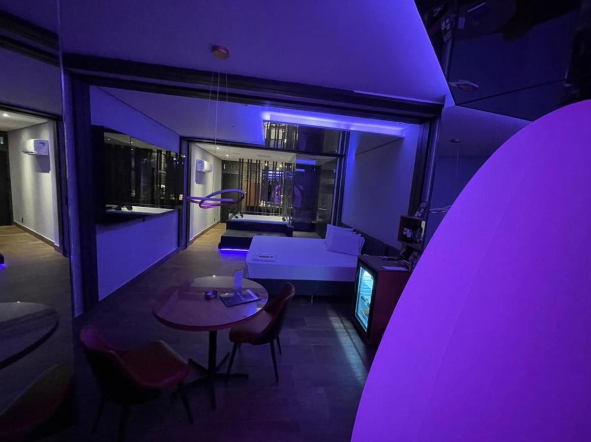 Motel Dubai Bh (Adults Only) ベロ・オリゾンテ エクステリア 写真